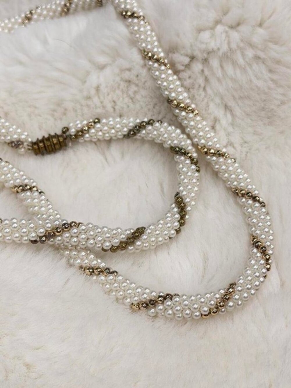 White Pearl Gold Bead Necklace